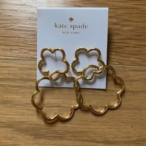 Kate Spade Srunched scallops earrings